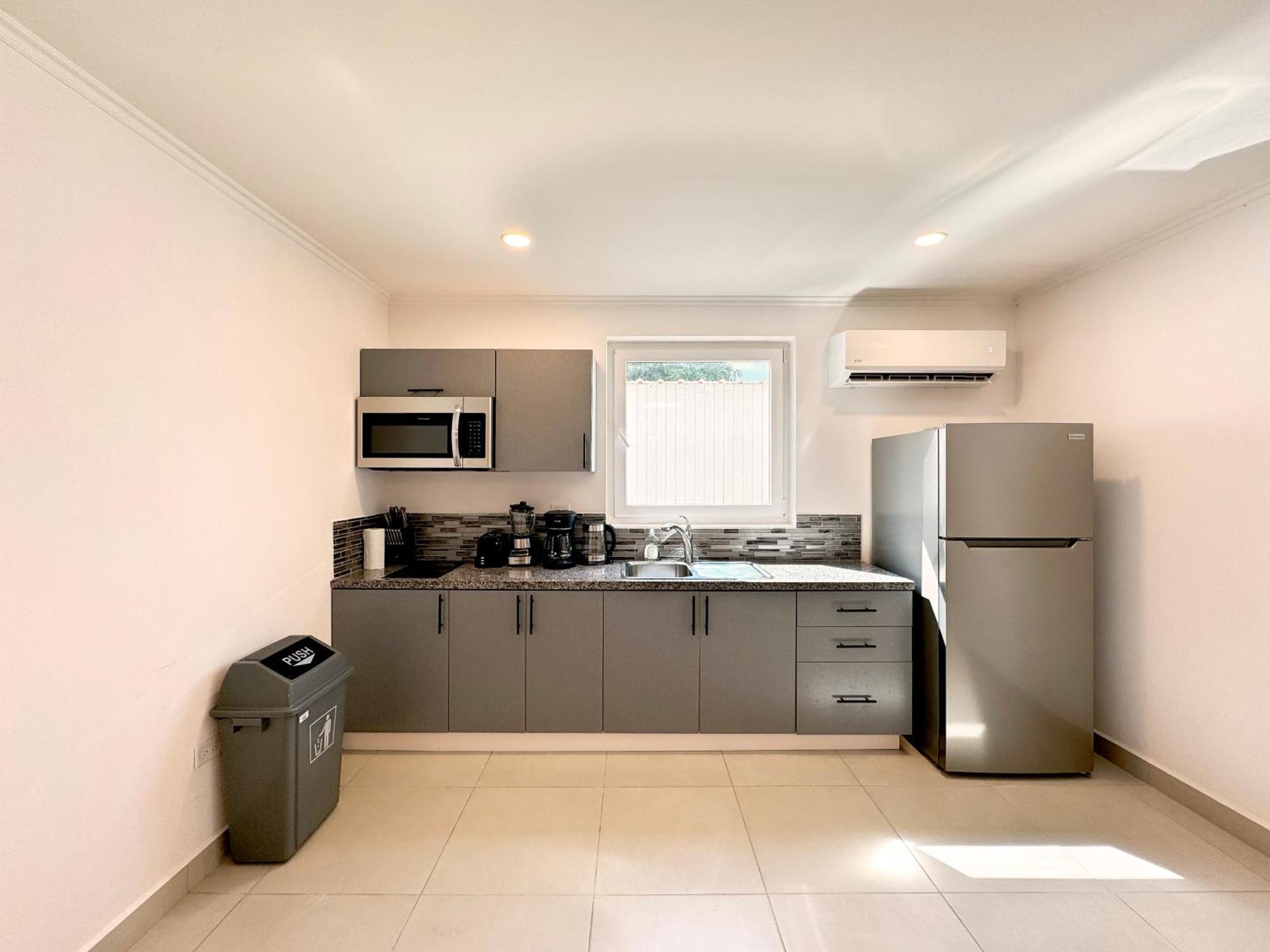 Bon Bini Suites Oranjestad Buitenkant foto